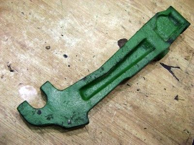 John Deere 530 630 730 Hydraulic Cylinder Hanger Bracket