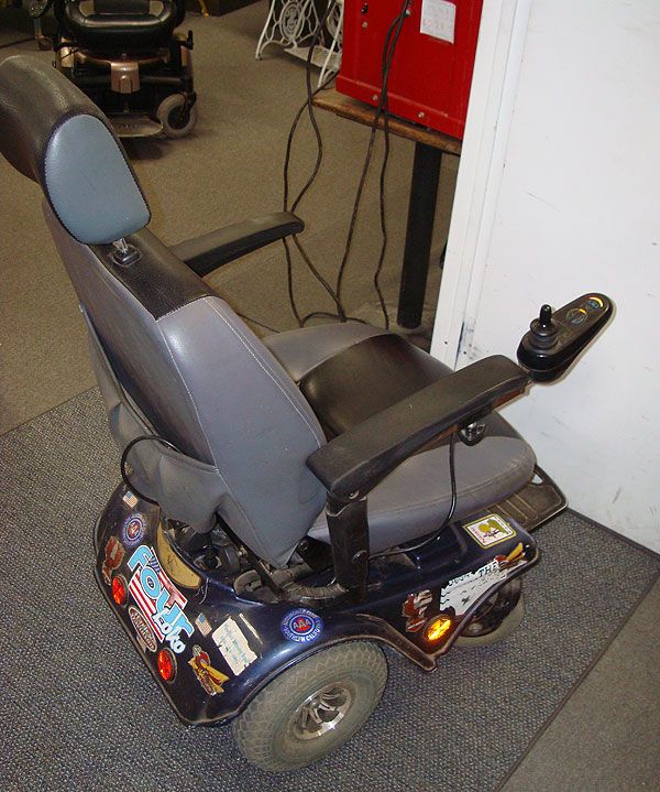 Liberty 512 Rear Driven Electric Power Chair Electric Wheelchair Used