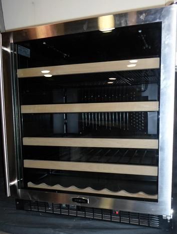 Marvel 8SBARE BS G 30 inch Wide Beverage Center Right Hinge Door $2359