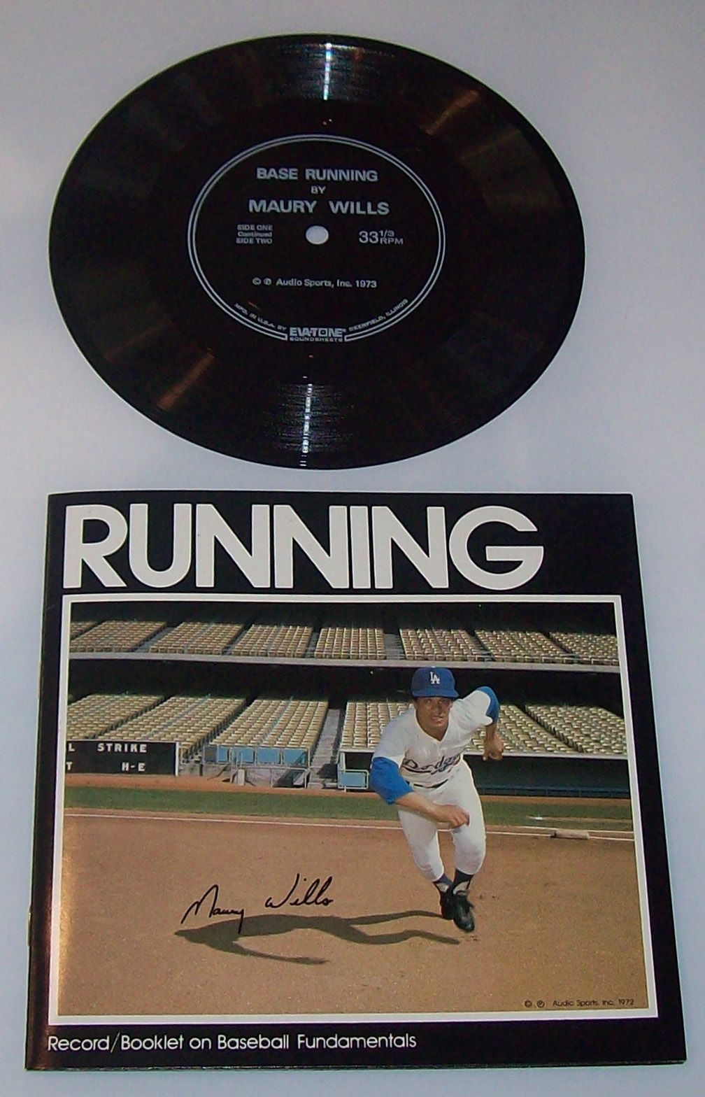 Maury Wills 1972 M Wills Dodgers Running Fundamentals Record Booklet