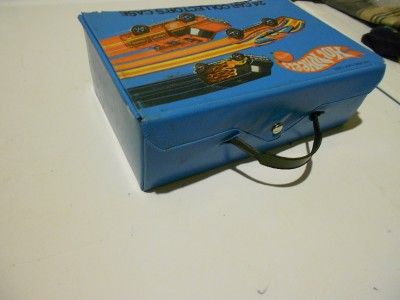 Vintage Hot Wheels Flying Colors 24 Car Collectors Case