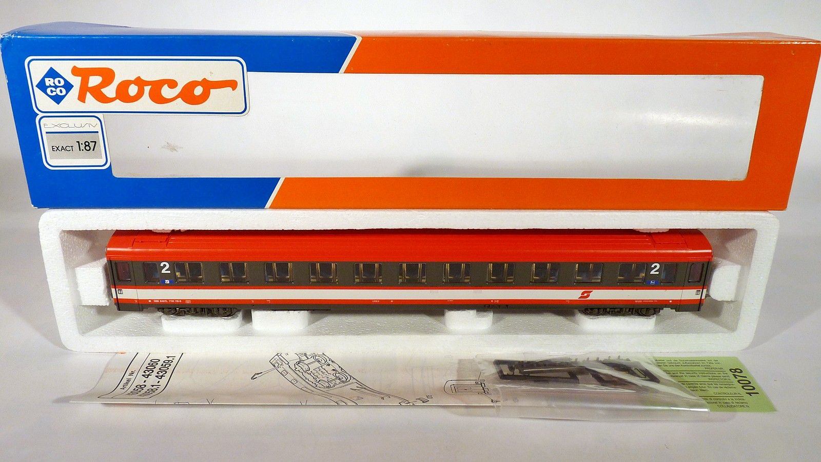 Roco 43060 ÖBB 4010 Zwischenwagen 7110 2.Klasse