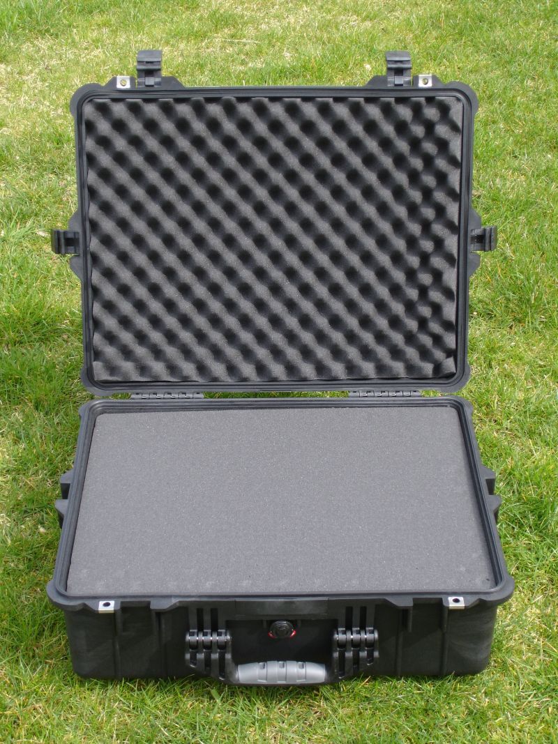 Peli Case 1600 grün mit Schaum   Pelikoffer Pelicase