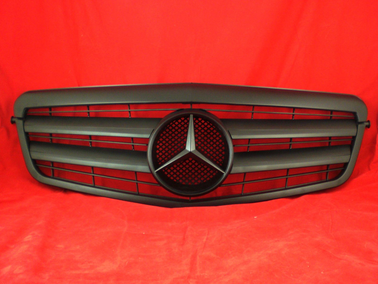 W212 Mercedes E Kühlergrill Sport Grill + Stern matt schwarz