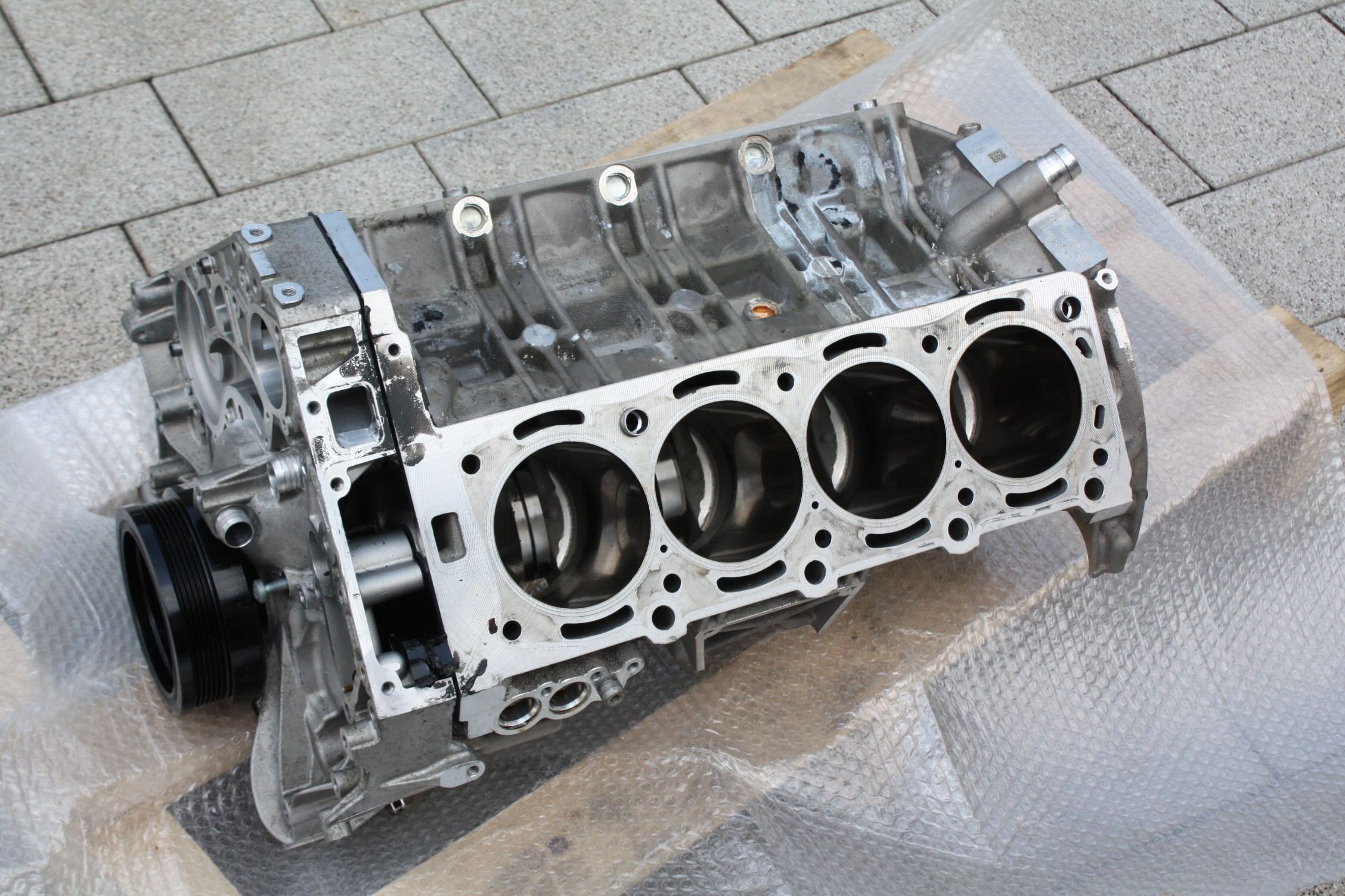 Mercedes Benz AMG M156 SL63 Motorblock + Stirndeckel + Kurbelwelle