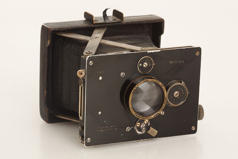 Plaubel Makina 4.5x6cm – Baby Makina – Anticomar 3/7.5cm Lens