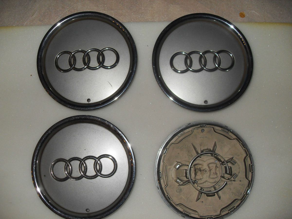 Nabenkappen Felgendeckel Audi / 8LO 601 165 A / TOP