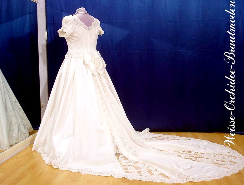 königliches Brautkleid v. LA SPOSA champagner Gr. 46