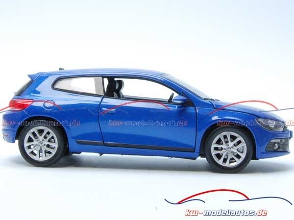 Modellauto VW Scirocco blau, Maßstab 124, Welly