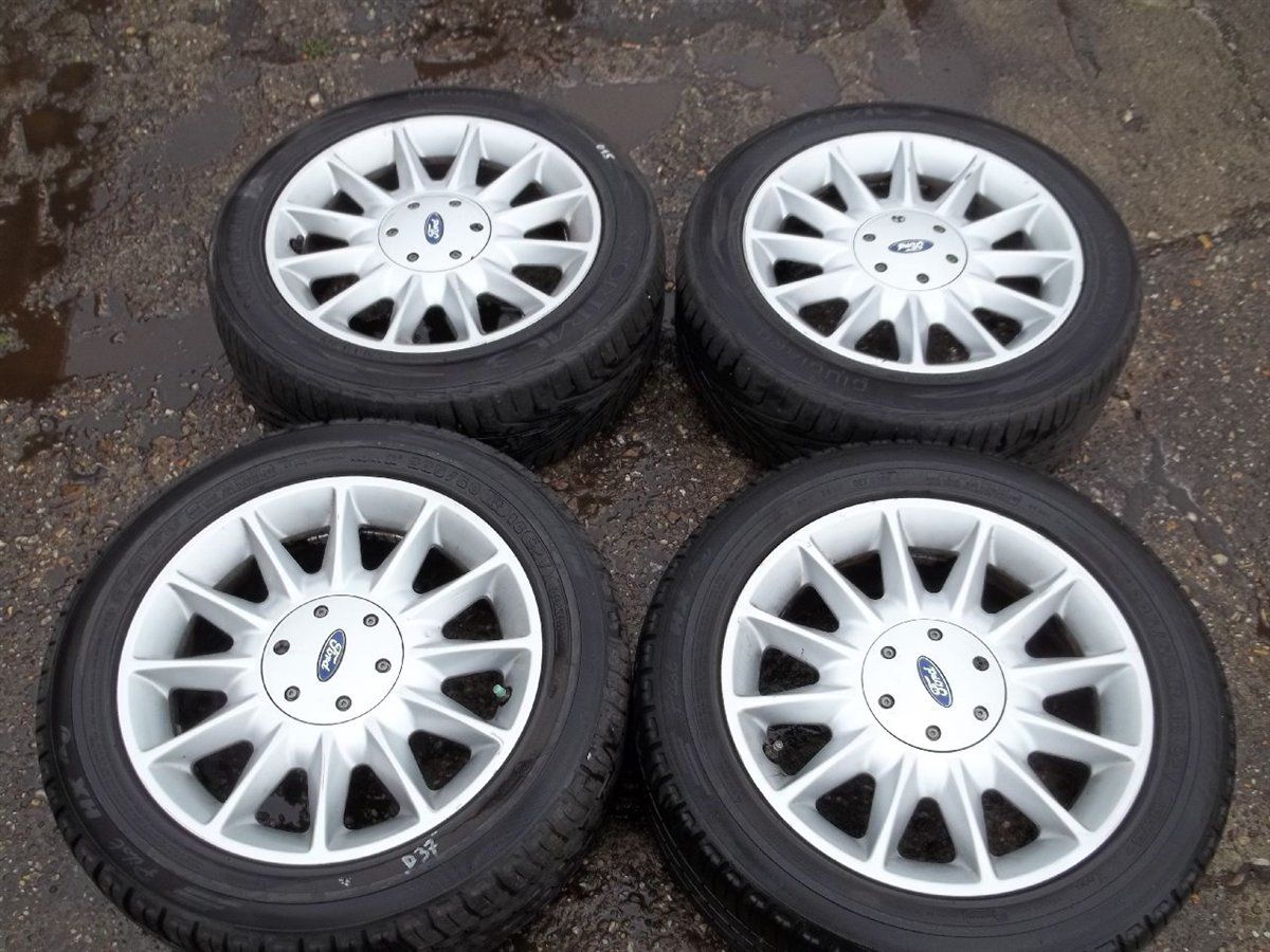 Ford 4x Alu Felgen 16 mit 4x Sommer Reifen 225/50R16 D37 015