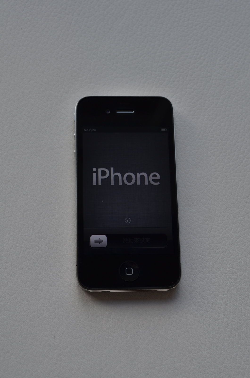 Apple iPhone 4 16 GB   Schwarz + Incase Snap Case