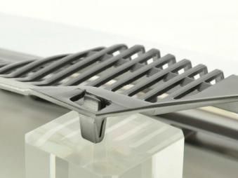 Frontgrill Grill VW Golf 5 Typ 1K Bj. 03 08 schwarz/chrom FKSG909