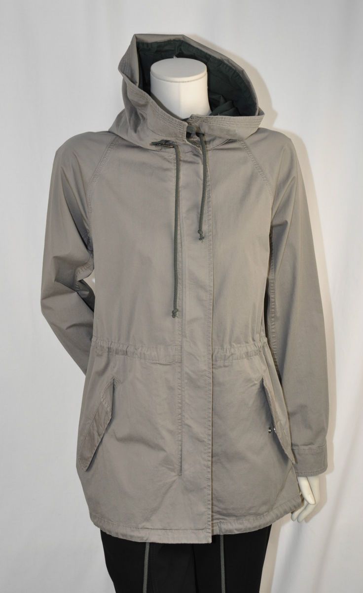 Armani Jeans Parka Gr.40 NEU Originalware UVP 329. € (373 40)