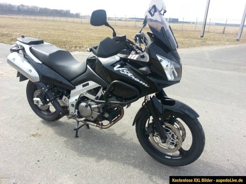 Suzuki DL 650 V Strom Tüv/AU 03/2014 viel Zubehör viele XXL Bilder