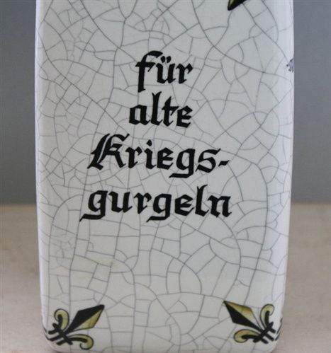 Keramik Flasche Für alte Kriegsgurgeln gemarkt AH