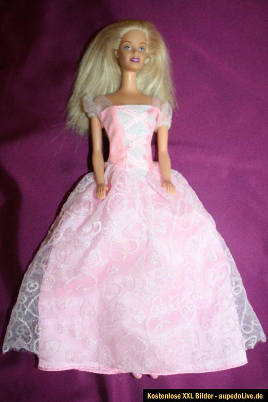 Mattel Barbie Puppe 1966/1998 Prinzessin 30 cm süße Blonde Barbie