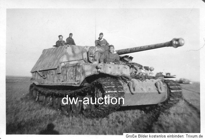 Elefant Ferdinand Panzer Jg Abt 653 mit Tarnanstrich in Nikopol