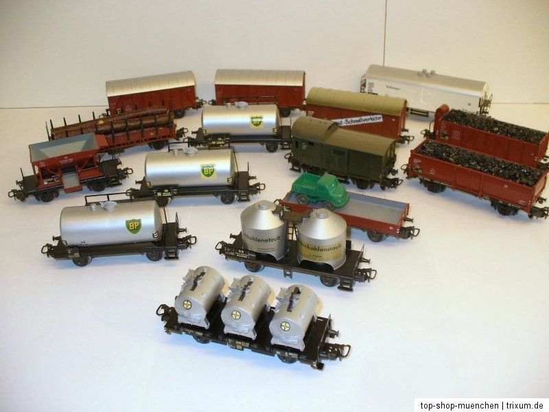 Märklin H0 Anlage 4 Loks 22 Wagons Gleise Trafo 77 Teile 50ger/60er