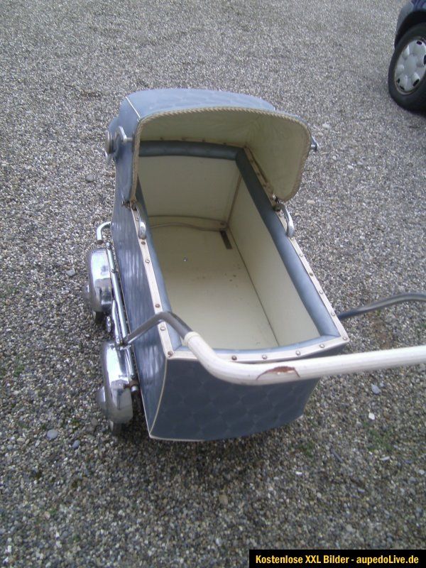 Nostalgie Kinderwagen 50er/Alter Kinderwagen/Hecker Kinderwagen