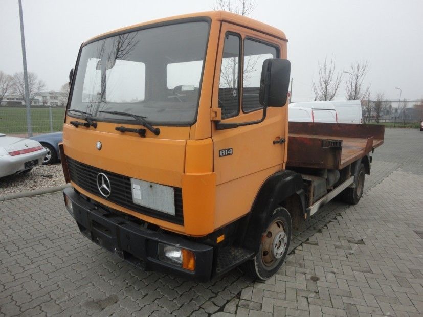 814 Mercedes Benz Pritsche Kipper Fahrgestell