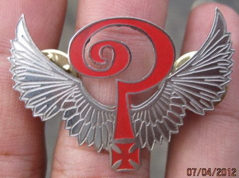 INDIAN LARRY Motorcycle PIN In Memory TRIBUTE 1949 2004