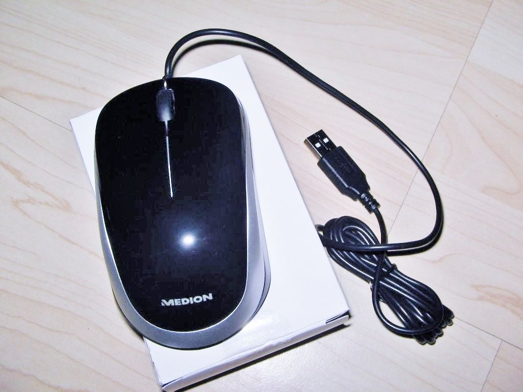 NEU ♥Akoya Medion USB Mouse ♥ Modell No AGM 946 ♥20049064