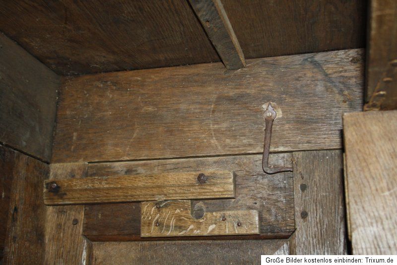 ANTIKER WESTFÄLISCHER BAROCK SCHRANK,DIELEN ,KLEIDERSCHRANK,MASSIV