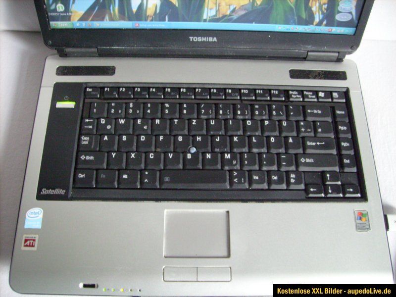 Toshiba Satellite A100 512 / 80 GB HD / 1 GB Ram / Wlan Top